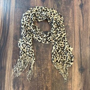 Cheetah women’s scarf